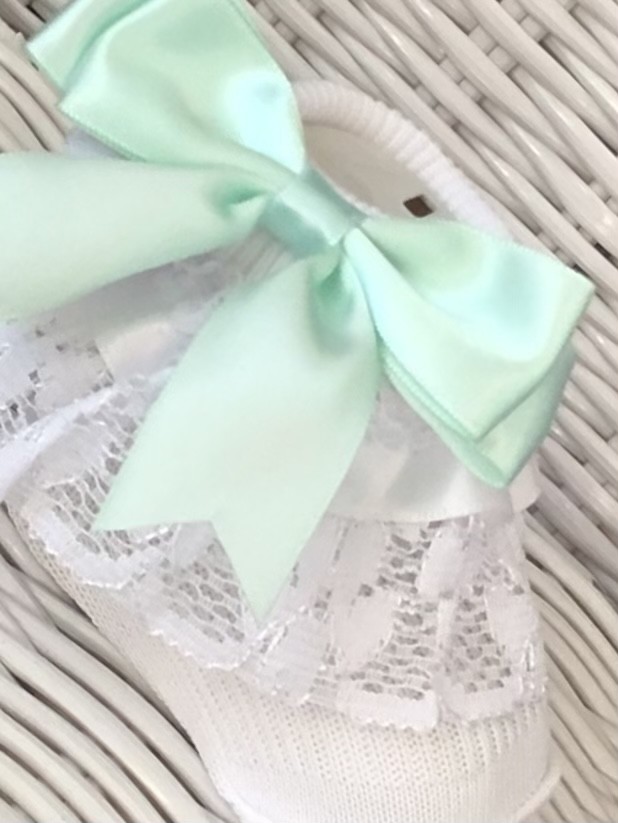 BABY GIRLS WHITE FRILLY LACE ANKLE SOCKS MINT