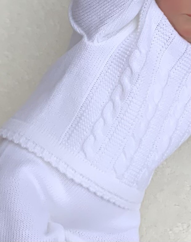 UNISEX WHITE CABLE KNITTED JUMPER TROUSERS