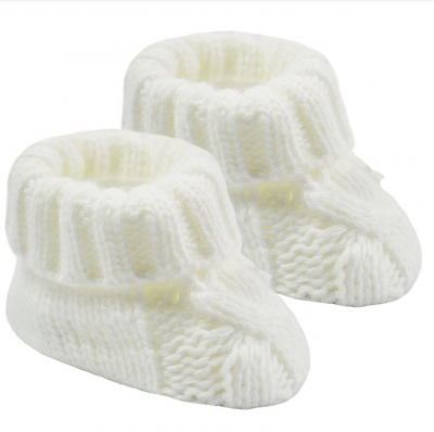 babies cable knitted white bootees