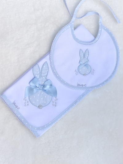 martifanel blue applique bunny  blanket bib