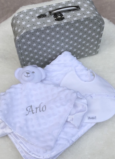 personalised baby gift set suitcase blanket comforter bib 