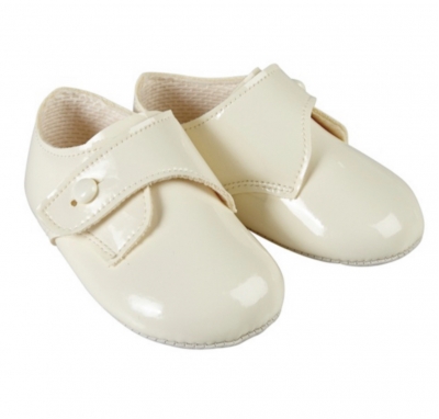 baypods cream patent pram shoes